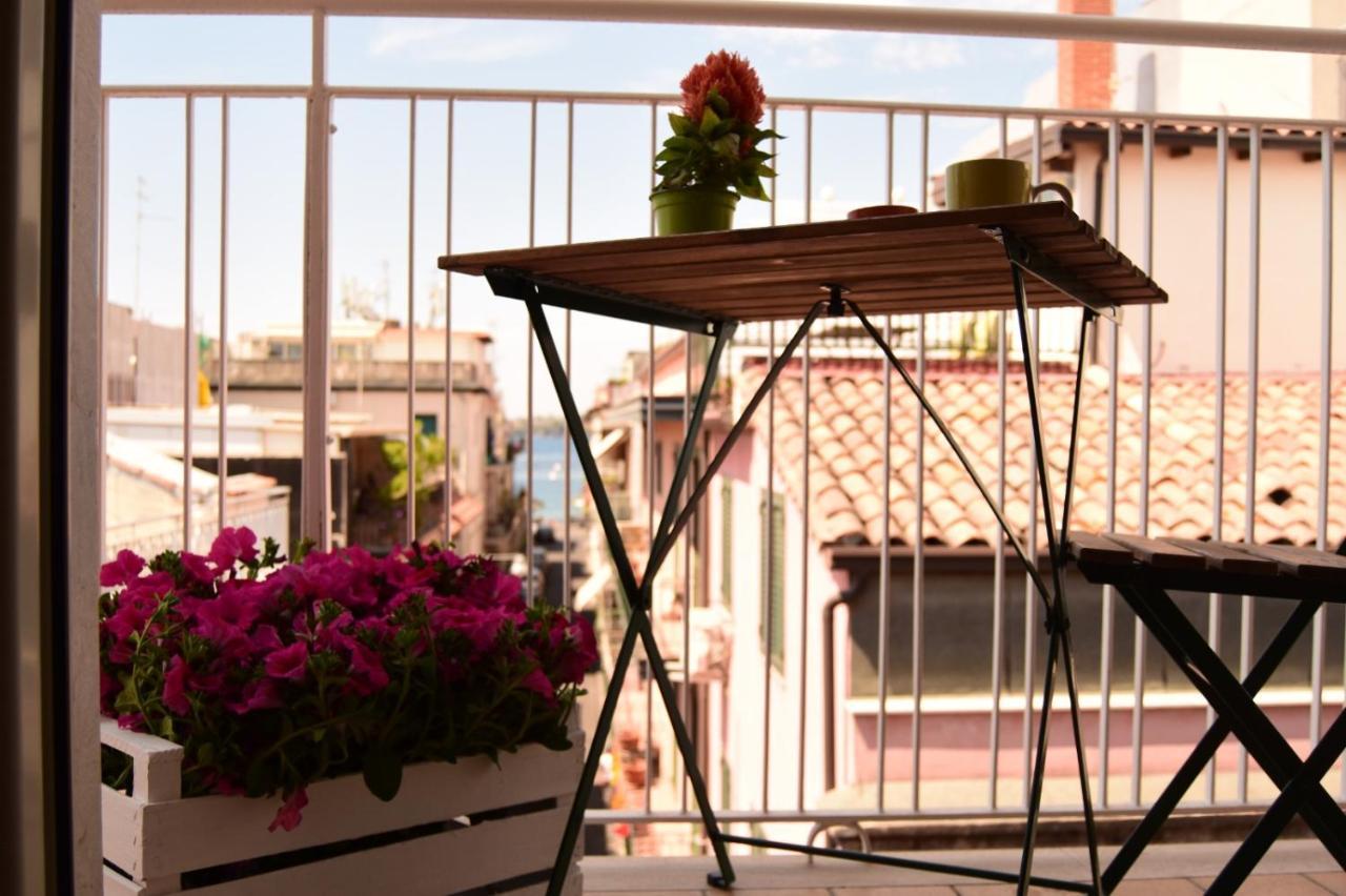 Casa Vacanze Caramagna Aci Castello Exterior foto